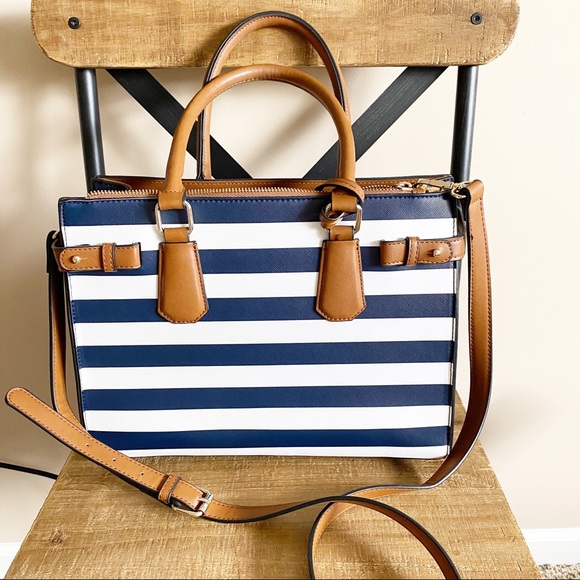 Kelly & Katie Handbags - Kelly & Katie Purse